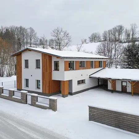 Roni Krkonose Apartment