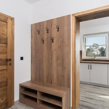 Roni Krkonose Apartment